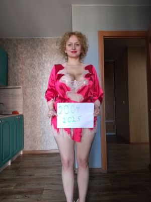 Света, 8 933 113-63-35